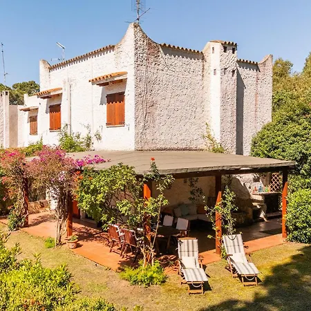 Giulia Premium, 300 Mt To Southsardiniaholidays Villa