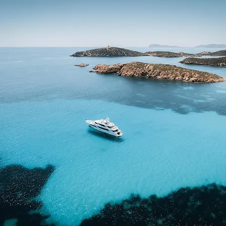 Giulia Premium, 300 Mt To Southsardiniaholidays *